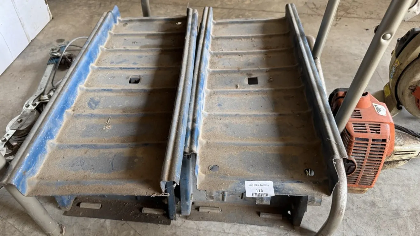 Pair of Metal Automotive Ramps