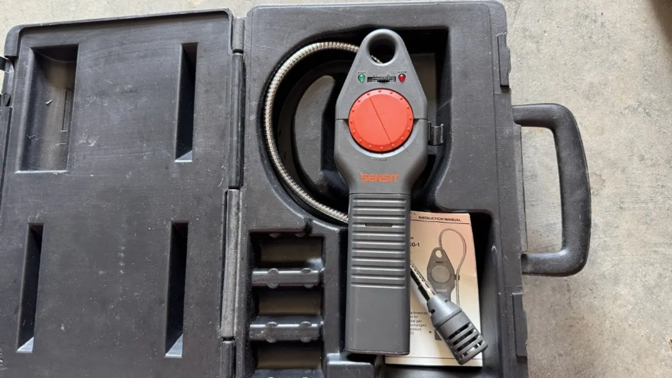 Sensit Gas Leak Detector