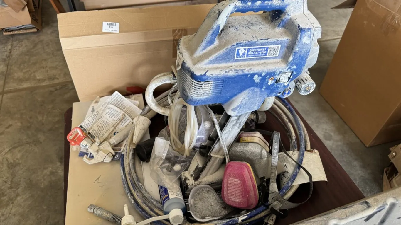 Graco Magnum Paint Sprayer