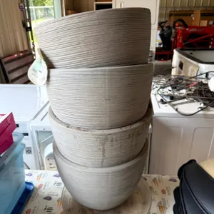4 Plastic Planters