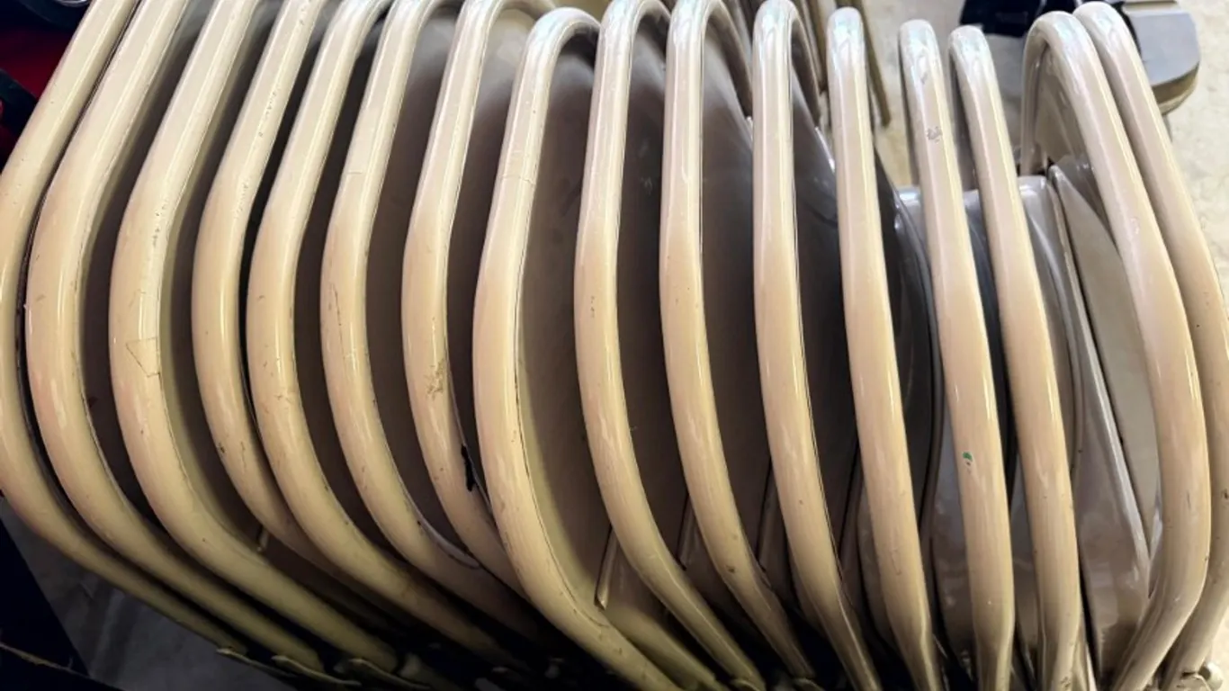 16 Matching Metal Folding Chairs