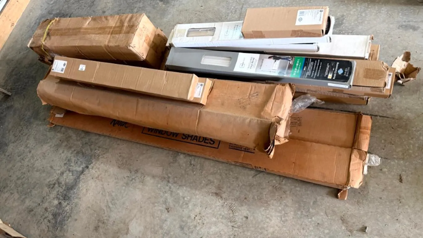 Variety of Vinyl Blinds and Window Shades