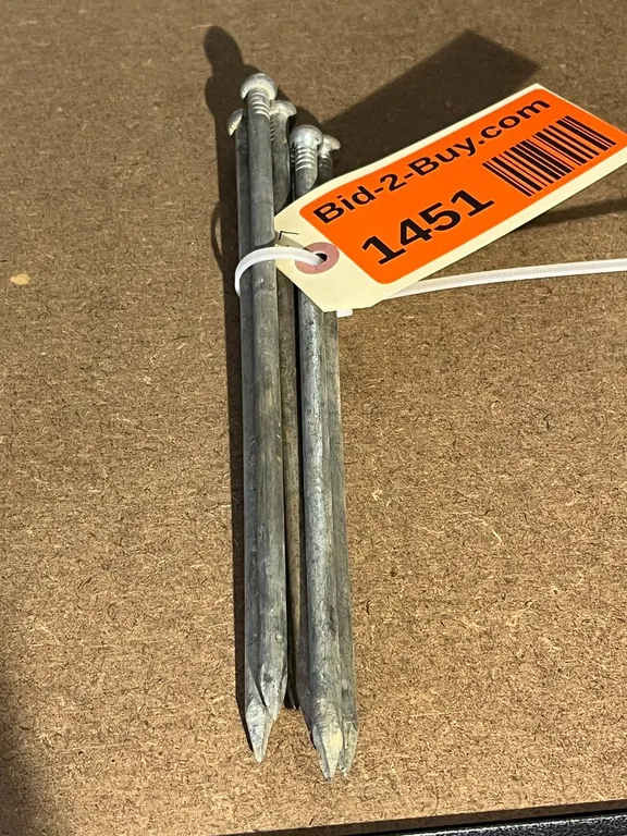 (7) Tent Stakes