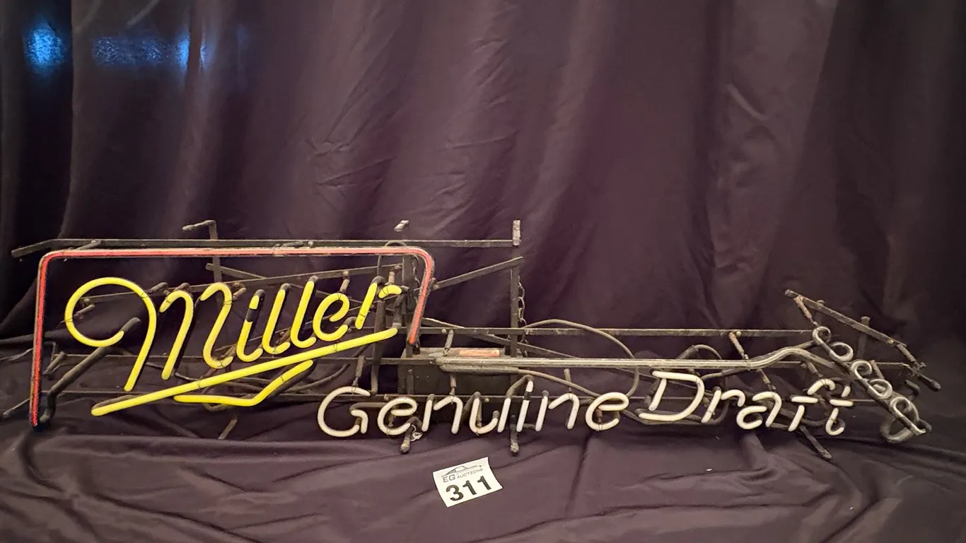 MILLER GENUINE DRAFT NEON SIGN