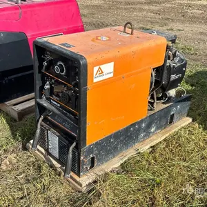 Acklands Tigercat 225 A Stick Multi-Operator Welder (Inoperable)