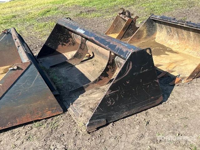 Degelman 96 in Skid Steer Bucket