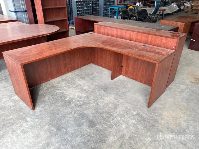 6 ft Corner Desk