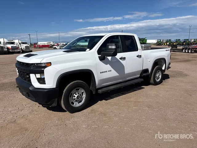 2022 Chevrolet Silverado 2500HD 4x4 Extended Cab Pickup