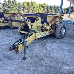 1977 Degelman R570S Paddle Rock Picker
