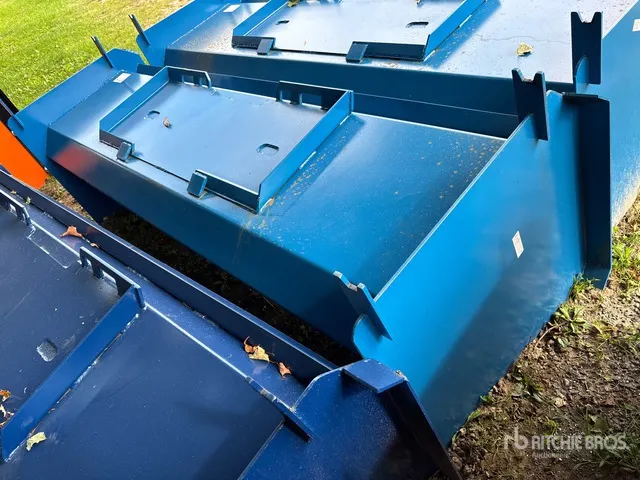 2025 Kit Containers QT-SPE-8-23 96 in Skid Steer Snow Pusher (Unused)