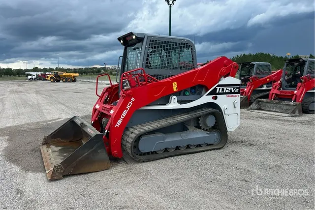 2019 Takeuchi TL12V2 Compact Track Loader