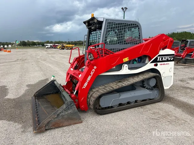 2020 Takeuchi TL12V2 Compact Track Loader