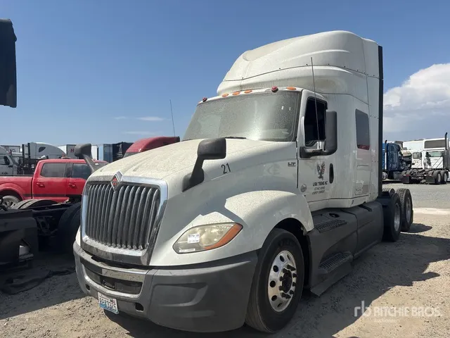 2020 International LT625 6x4 T/A Sleeper Truck Tractor