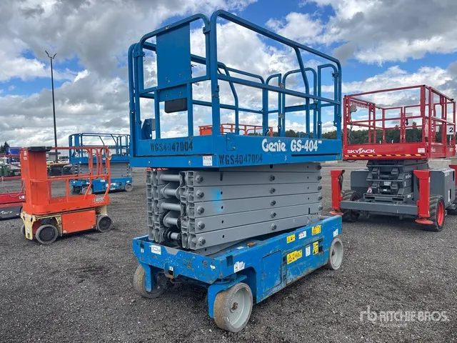 2017 Genie GS-4047 Electric Scissor Lift