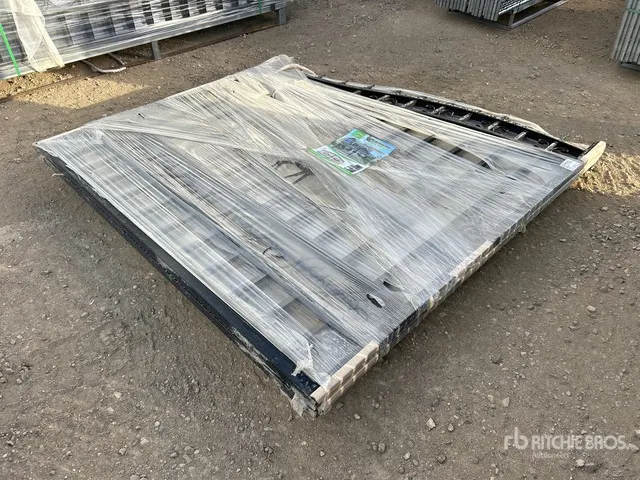 2026 Suihe NG-14D-1 14 ft Wrought Iron Bi-Parting Driveway Gate (Unused)
