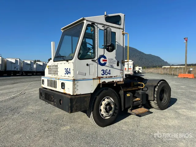 2013 Ottawa CYT 50 4x2 Spotter Truck