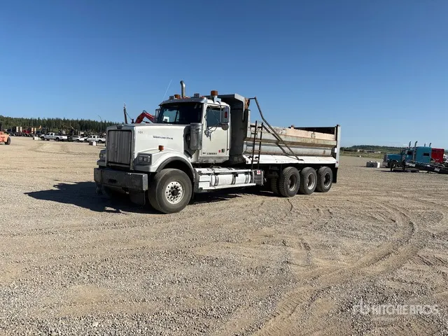 2011 Western Star 4900 8x6 Tri/A Dump Truck