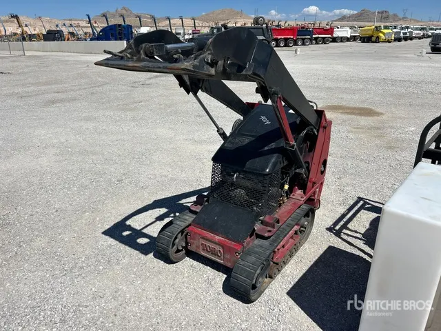 2017 Toro Dingo TX427 Mini Compact Track Loader
