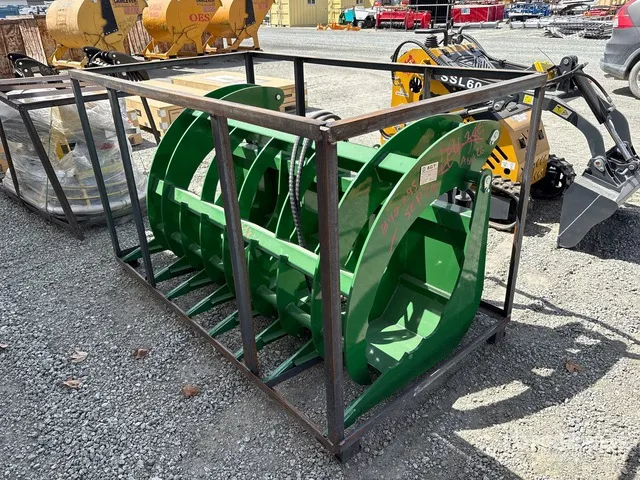 2026 AGT SRR72 72 in 510 kg Skeleton Skid Steer Grapple Bucket (Unused)