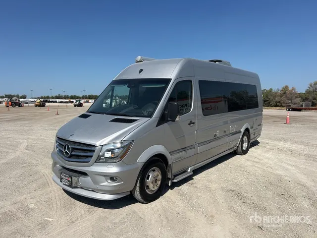 2015 Airstream Interstate 24 GL 9 Passenger Van