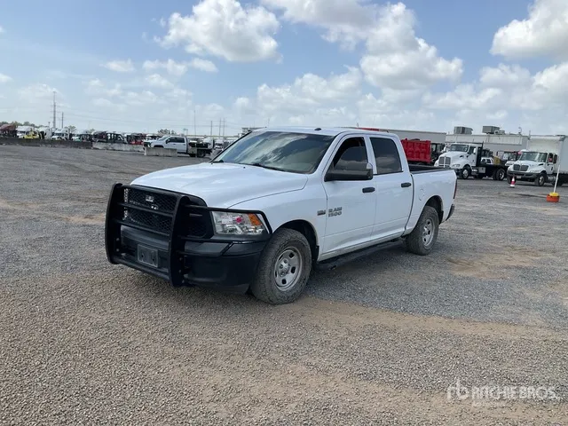 2018 Ram 1500 4x2 Crew Cab Pickup