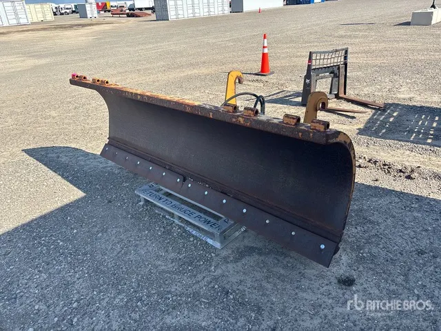 HLA SB40009 9 ft Snow Plow