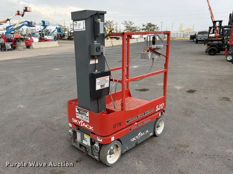 2017 Skyjack SJ12 vertical lift