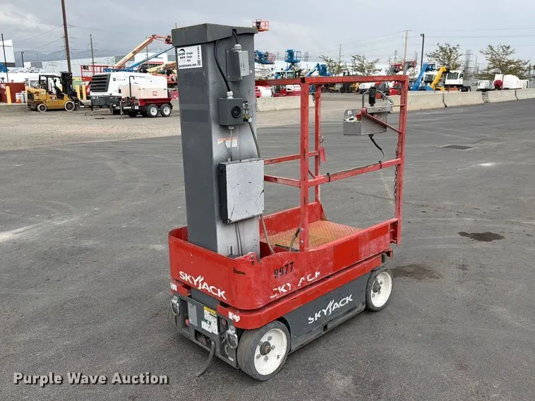2017 Skyjack SJ16 vertical lift