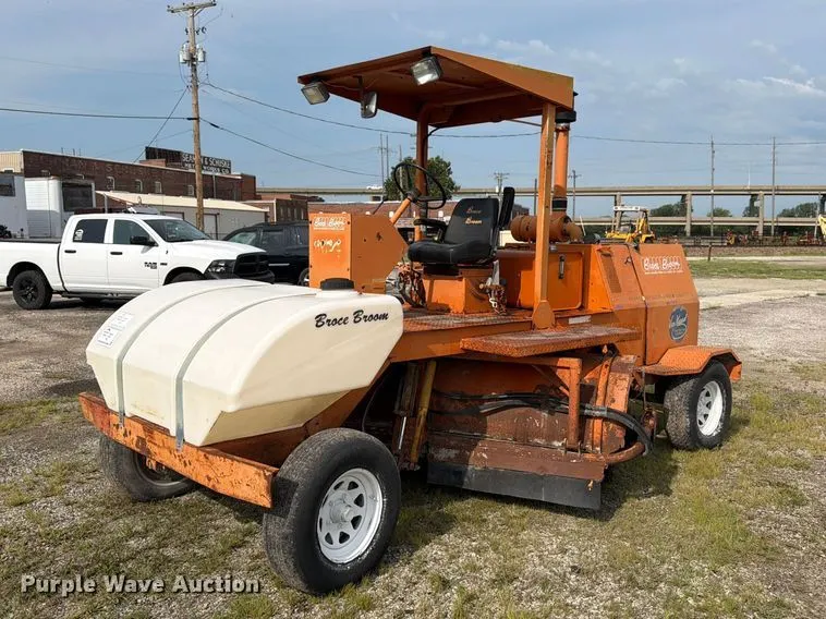 1997 Broce RC300 broom