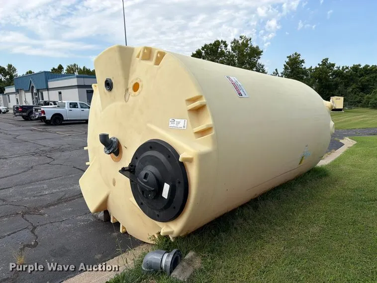 Poly tank