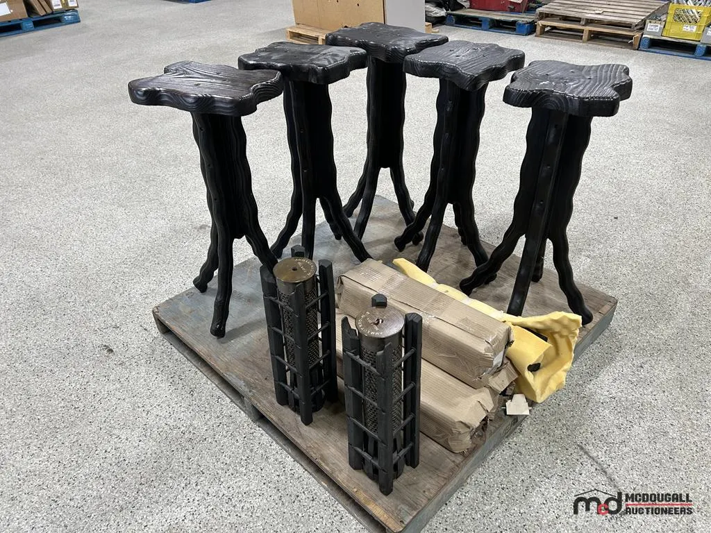 Pallet of Stools & Decorative Lanterns
UNRESERVED