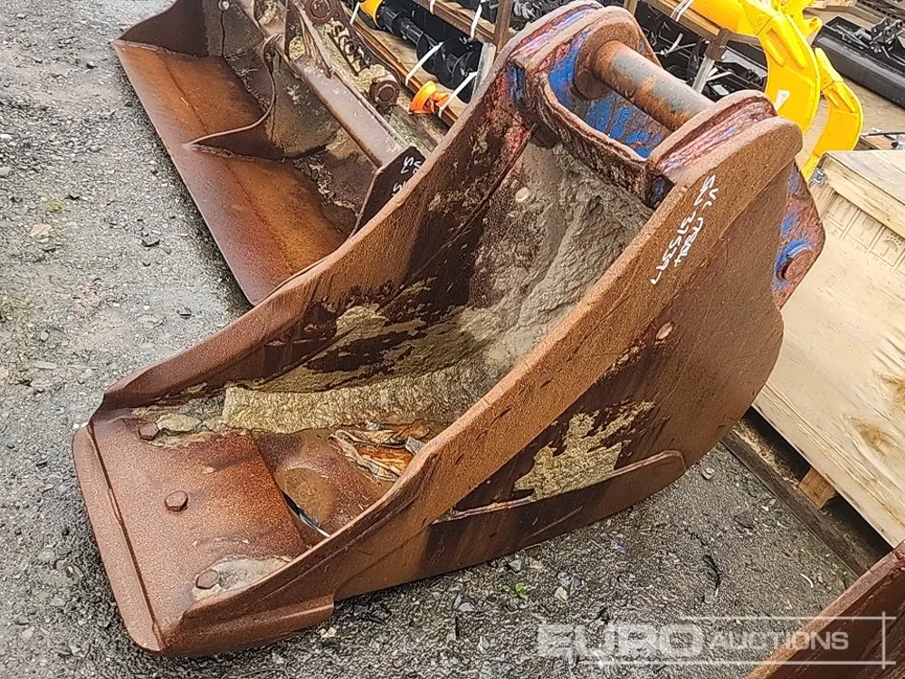 22" Digging Bucket 80mm Pin to suit 20 Ton Excavator
