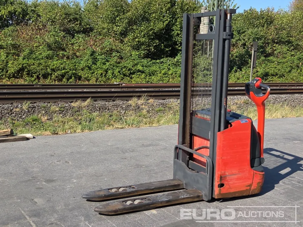 2022 Linde L12 I Walk Behind Electric Pallet Truck, 2 Stage Mast