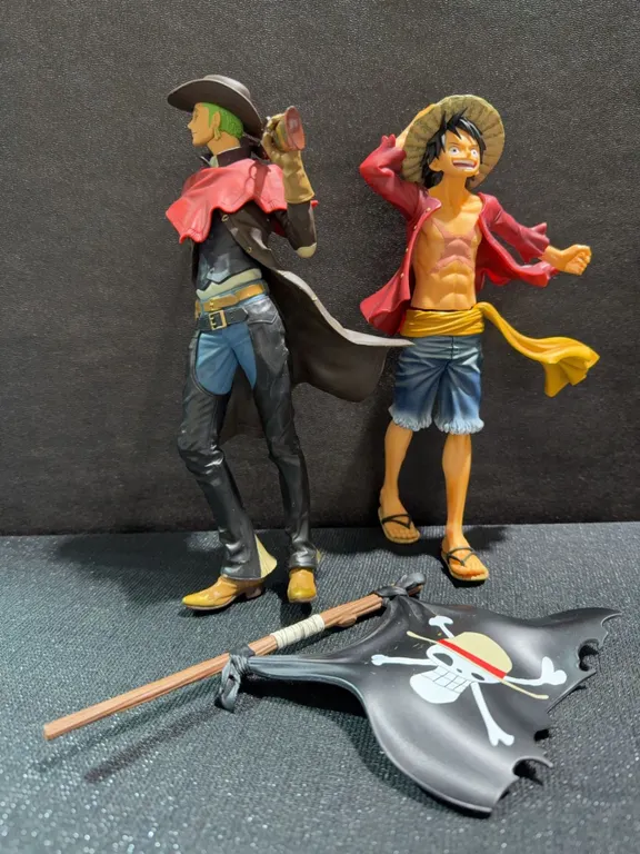 One Piece Anime PVC Figures: Luffy and Zoro with Pirate Flag
