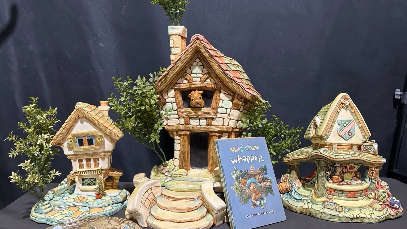 Pendelfin Rabbit Figurine Village Set with Books and Collector Plate