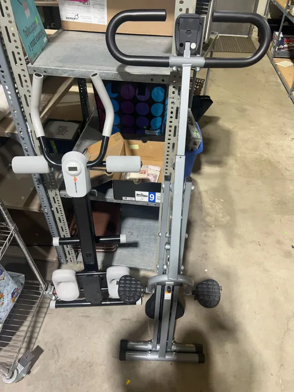 GoPlus and Sunny Row and Ride Exercise Machine Lot