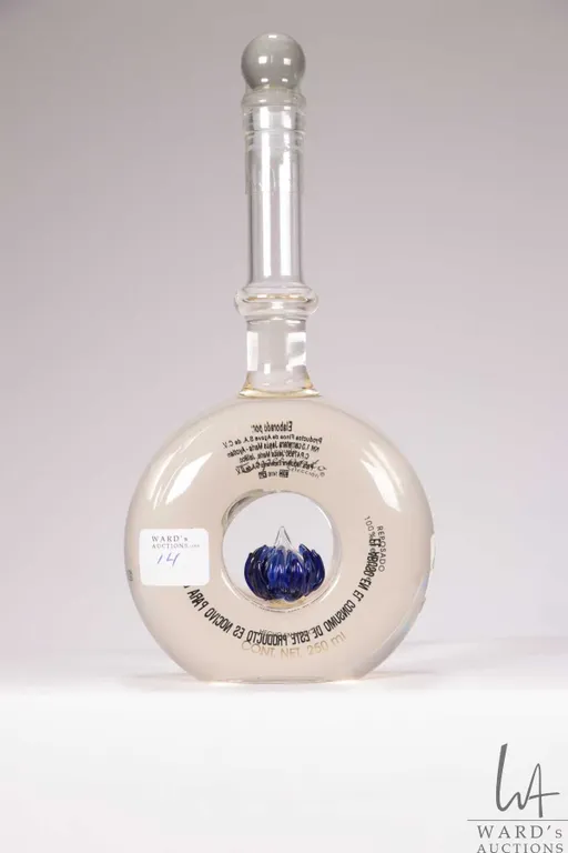 Esperanto/ Tequila/ 250ml/ 40% ABV Note: Alcohol cannot be insured by any courier in Canada. Local p