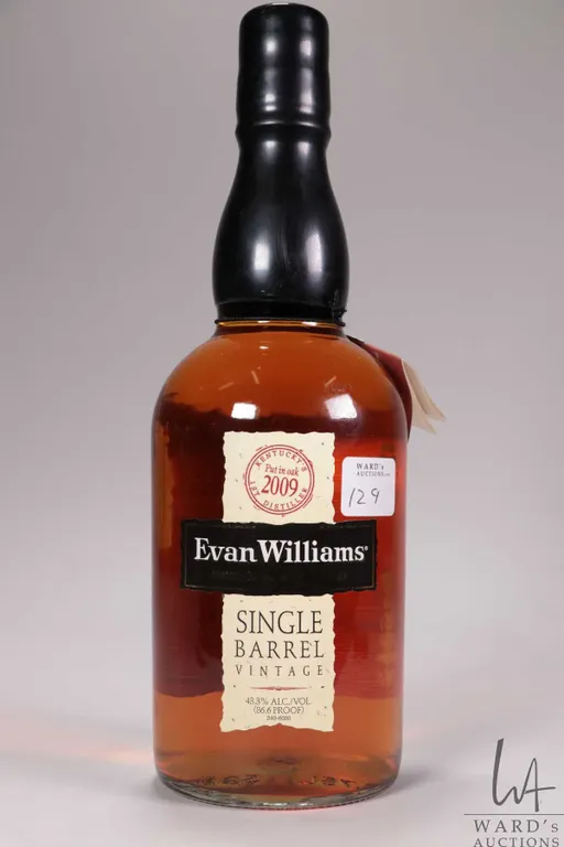 Evan Williams/ 2009 / Single Barrel/ Kentucky Straight Bourbon Whiskey/ 750ml/ 43.3% ABV Note: Alco