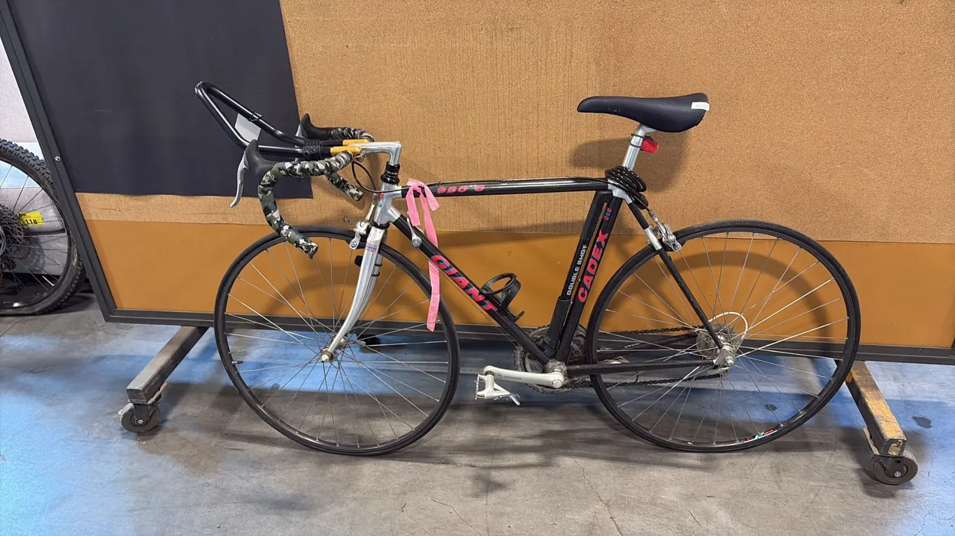GIANT CADEX 980C CARBON-FIBER 21-SPEED RACE BICYCLE