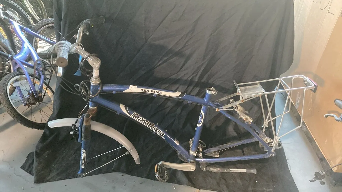ONE BLACK MOUNTAIN BICYCLE AND 2 BIKE FRAMES, PARTS AND REPAIRS ONLY