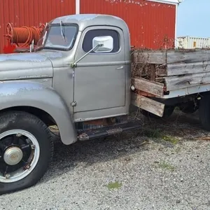 1949 International KB-5 Flatbed Truck w/PTO Hoist