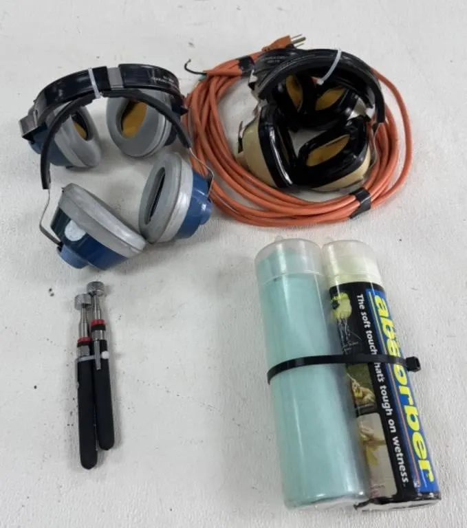 Extension Cord, Magnets