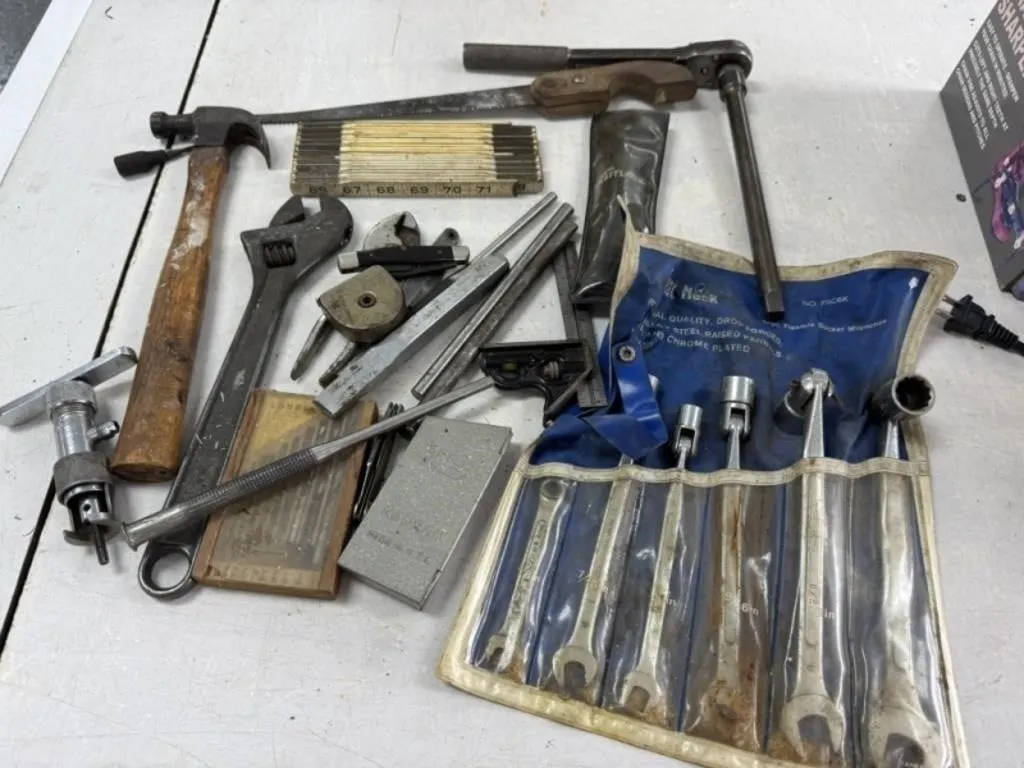 Hand Tools