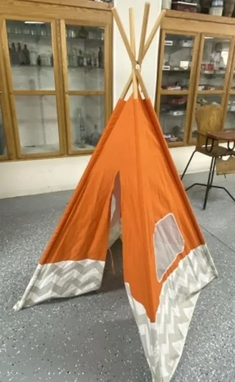 Child's Teepee 5 1/2" tall