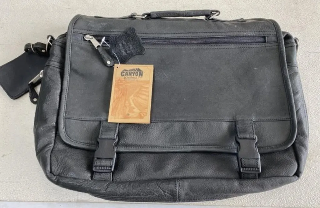 Canyon Outback Shoulder Bag