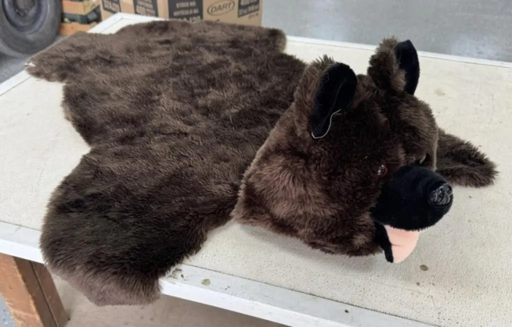 4' Bearskin Rug