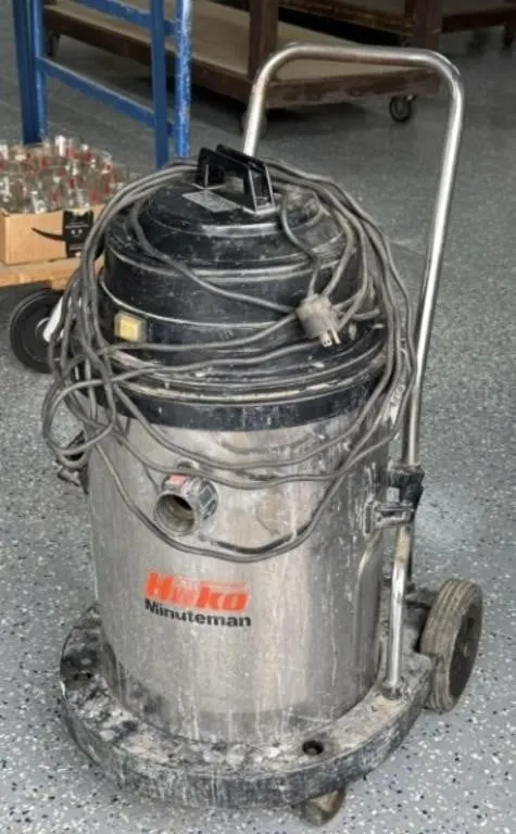 Shop Vac on Rollers
