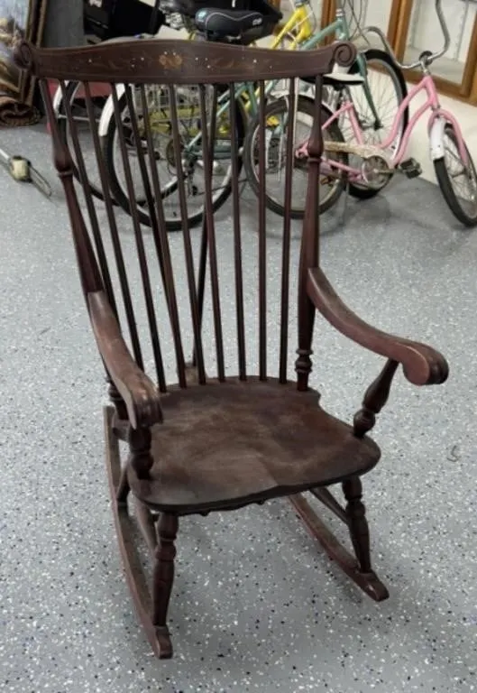 Windsor Style Arm Rocker