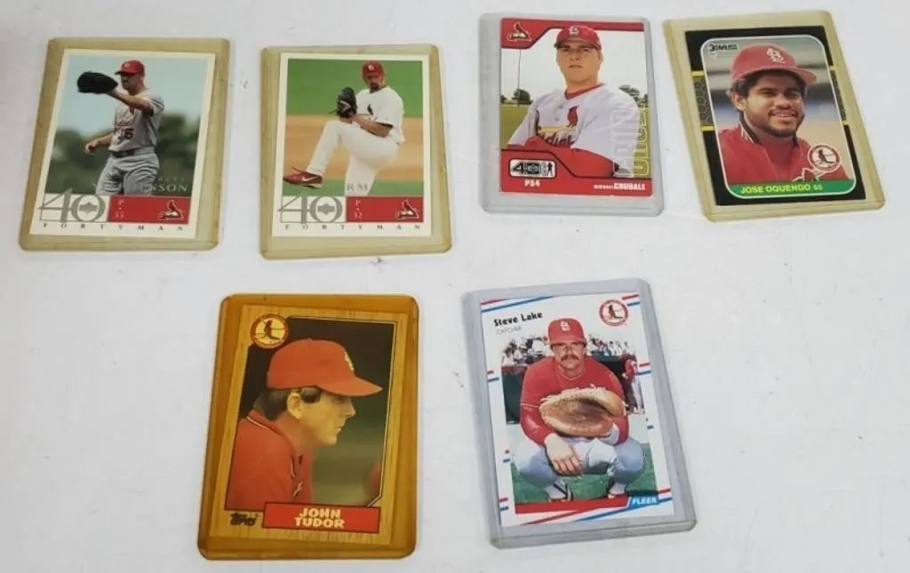 Topps & Upper Deck Baseball Cards