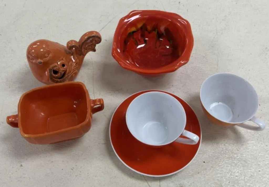 Ceramic Bird, Cups & Saucer, Pottery